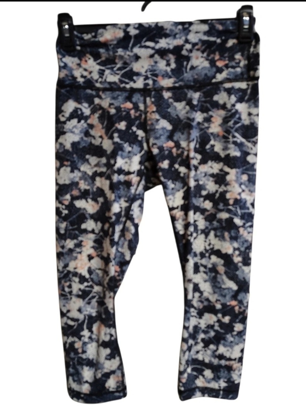 Lululemon Women’s Size 8 Floral Print Crop Leggings High Rise Yoga Pants